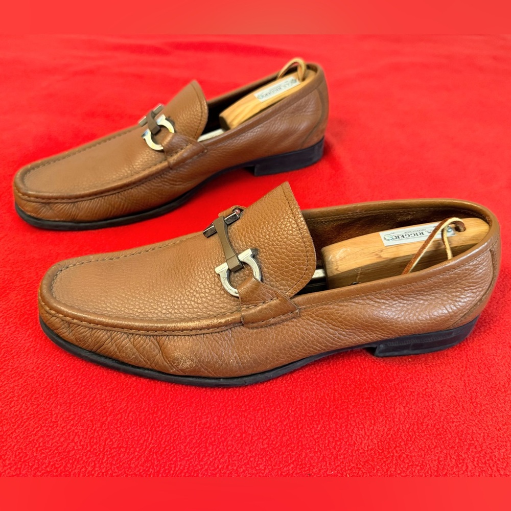 Salvatore Ferragamo Grandioso Gancini Grained Bit Loafer Brown Size 12 Mens US